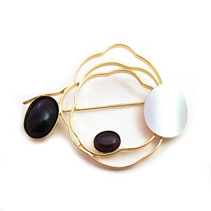 Gold plated Open Wavy Circle Pin by Christophe Poly